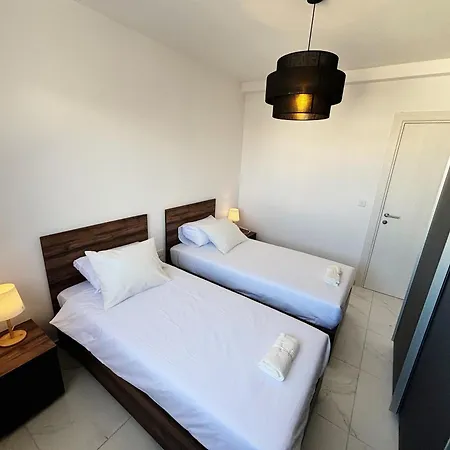 St Julians Brand New Apartments Is-Swieqi Exterior photo