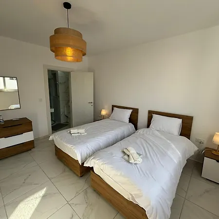 St Julians Brand New Apartments Is-Swieqi Exterior photo
