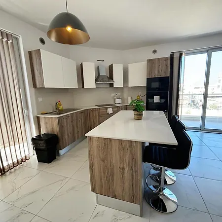 St Julians Brand New Apartments Is-Swieqi Exterior photo