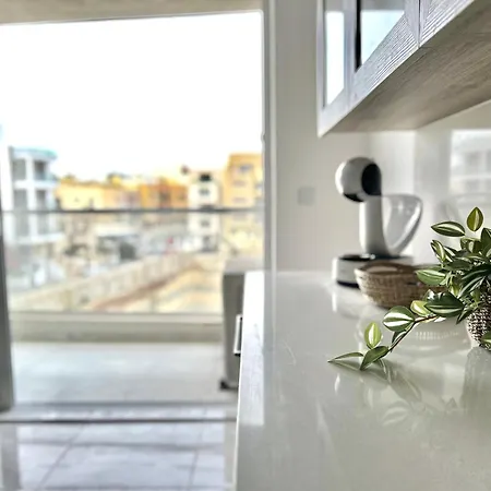 St Julians Brand New Apartments Is-Swieqi Exterior photo