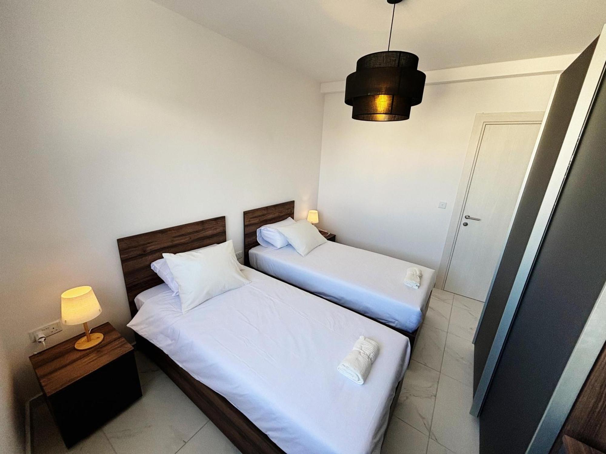 St Julians Brand New Apartment Is-Swieqi