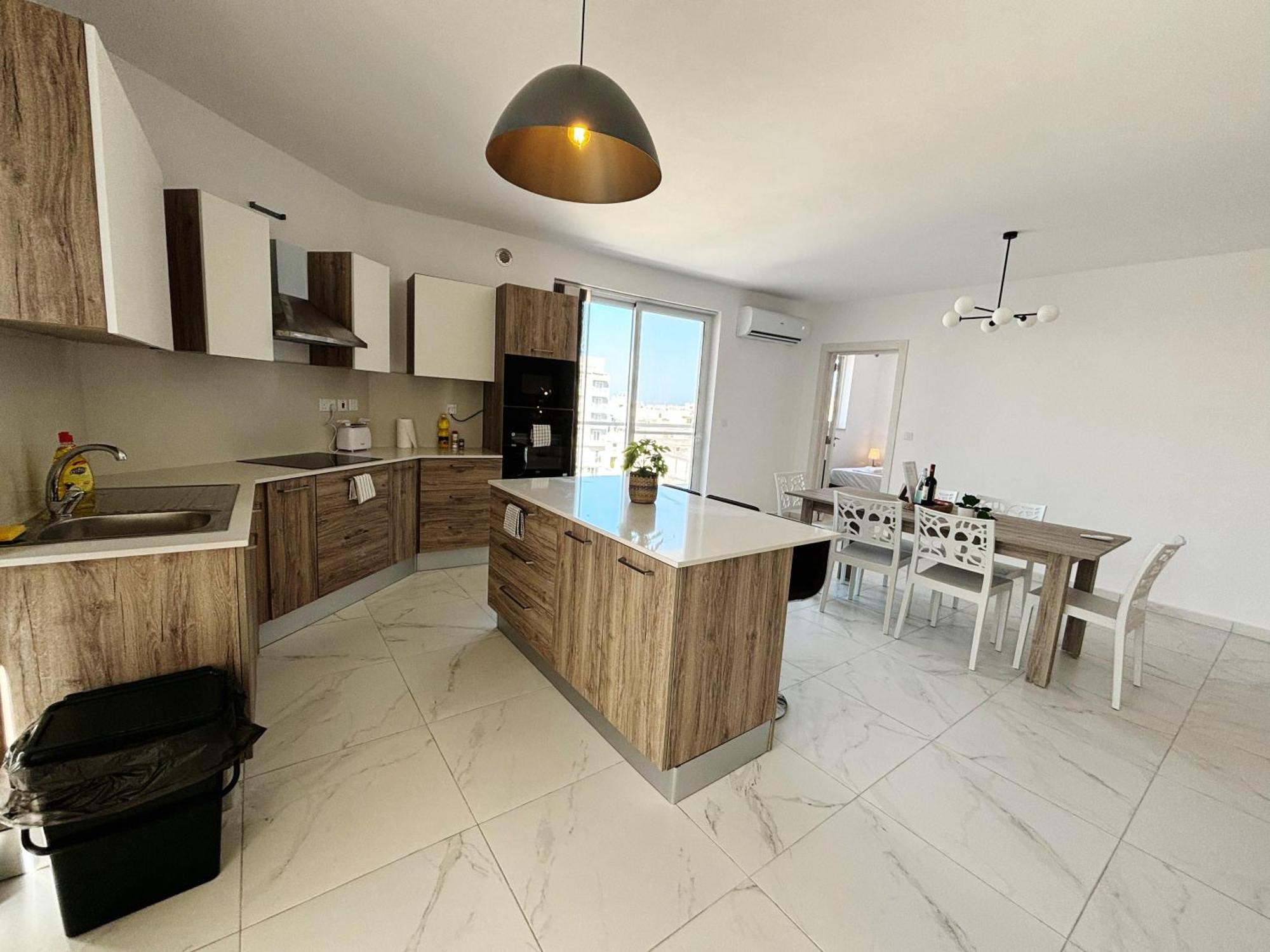 St Julians Brand New * Is-Swieqi