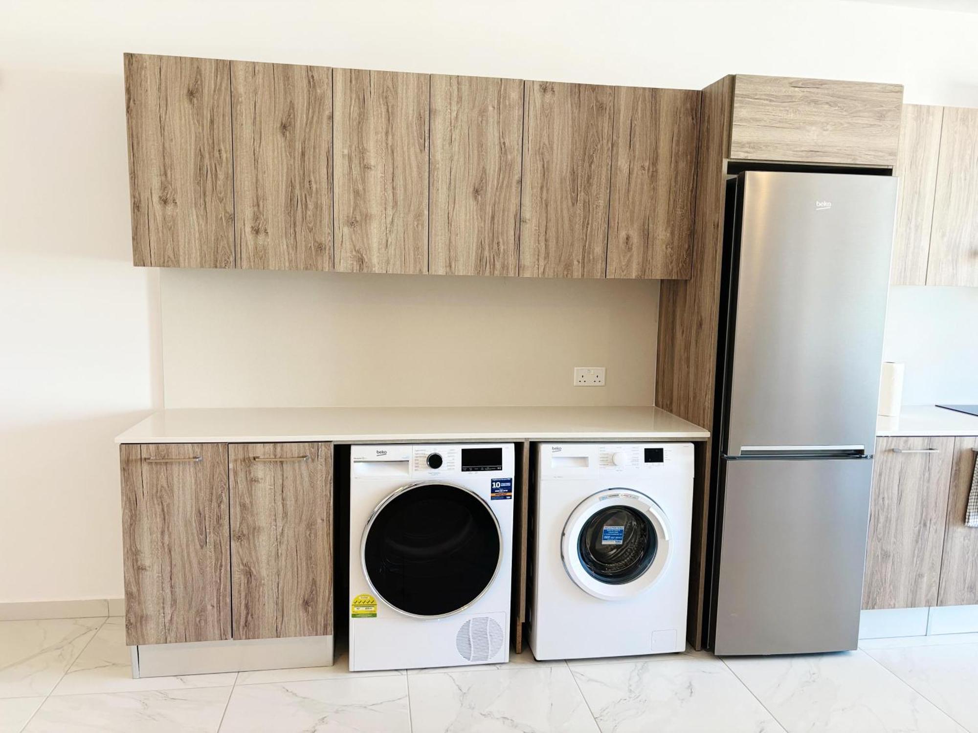St Julians Brand New * Is-Swieqi